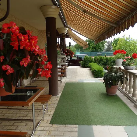 Event Club - Panzio - Tenisz Club - Rendezvenyhaz